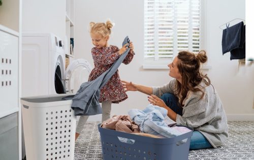 Rotho Jona műanyag szennyestartó 55 L - rózsaszín