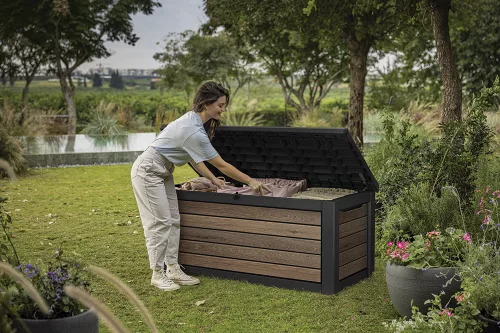 KETER SIGNATURE HORIZONTAL tárolóbox 630 L – Walnut (dió szín)