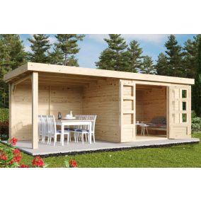   Karibu Kerko 5. Nagyméretű lapostetős kerti ház, modern sarokablakkal, hátfallal rendelkező bővítménnyel/terasszal, natúr fából 522 cm x 246 cm